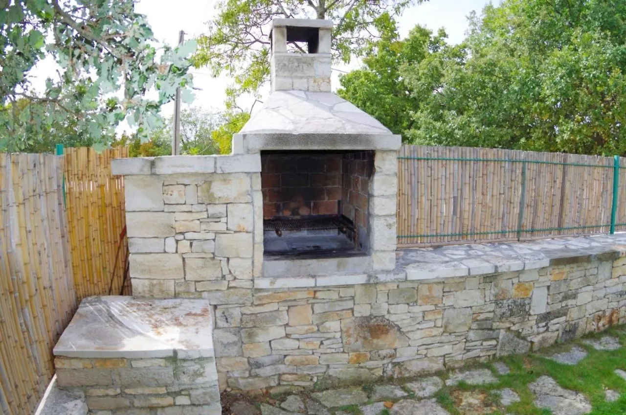 House Sandi, Village Juršići Vakantiehuis